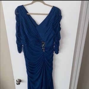 Adrianna Papell Evening Gown